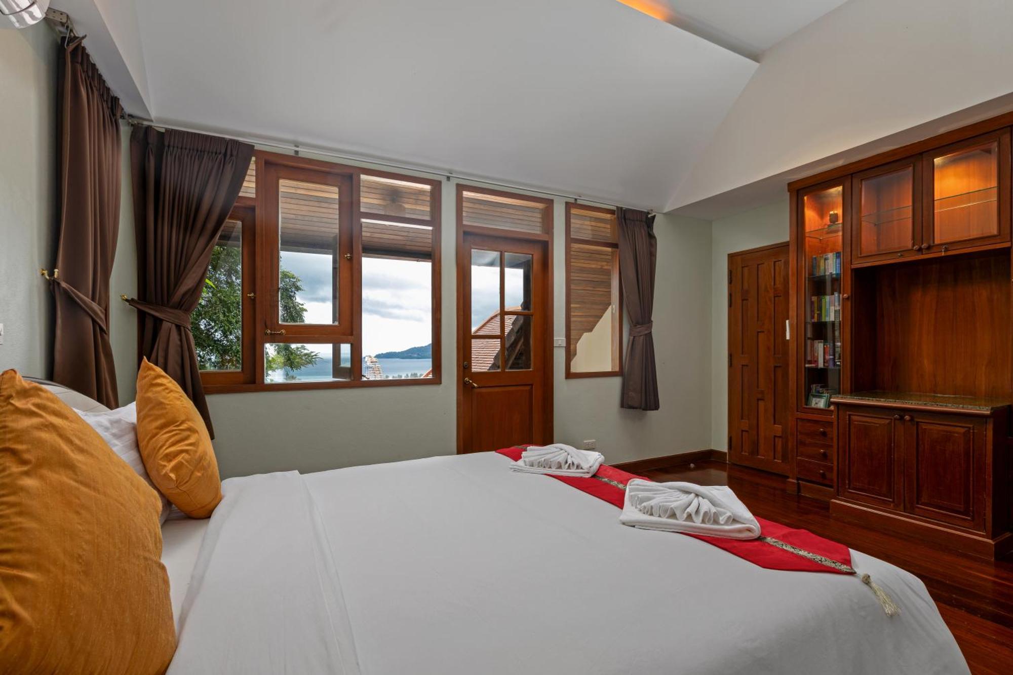 Вилла Moon Talay View Patong